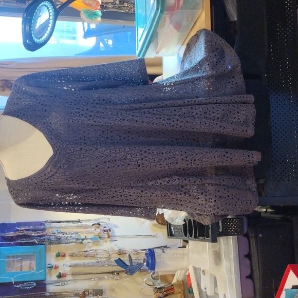 La Vanya top. - Picture 1 of 5